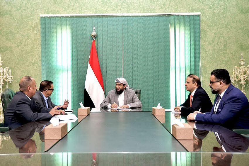 قيادة الخطوط اليمنية تحمل مليشيات الحوثي مسؤولية التدهور في أداء الشركة