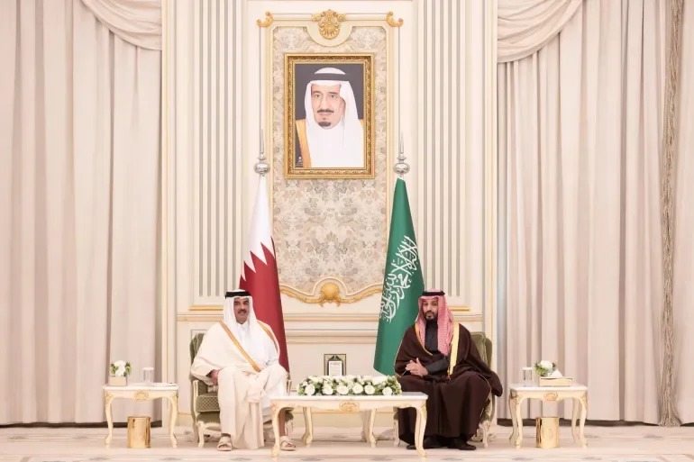 السعودية وقطر تؤكدان على تعزيز الشراكة الدفاعية بينهما ودعم الاستقرار الإقليمي