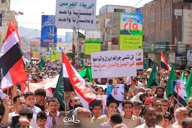 عبدالله العليمي: حشود تعز ومأرب رسالة وفاء للسعودية وموقف شعبي رافض للمشروع الإيراني