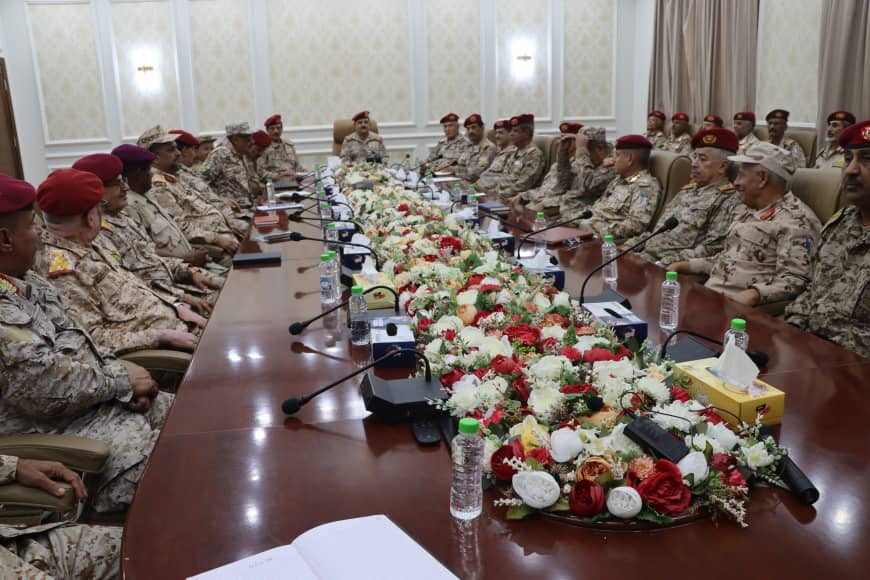 تحرك متأخر بعد شهر من اقتحام الشرق.. قراءة في اجتماع الداعري ورسائله الملتبسة