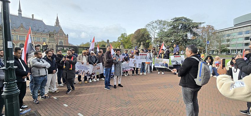 الجالية اليمنية في هولندا تطالب بتحرك دولي لإنهاء حصار تعز ومحاسبة الحوثيين