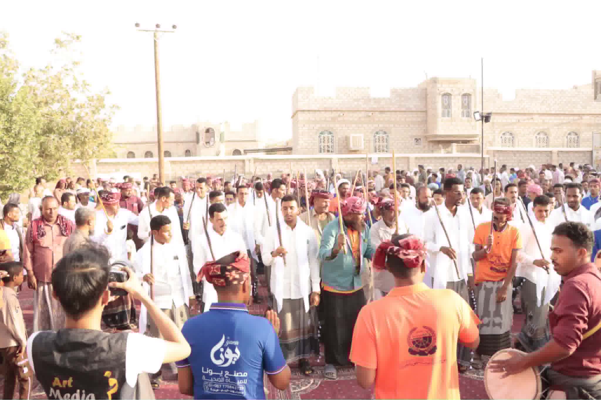 حضرموت... زفاف جماعي لـ56 عريساً وعروس في تريم