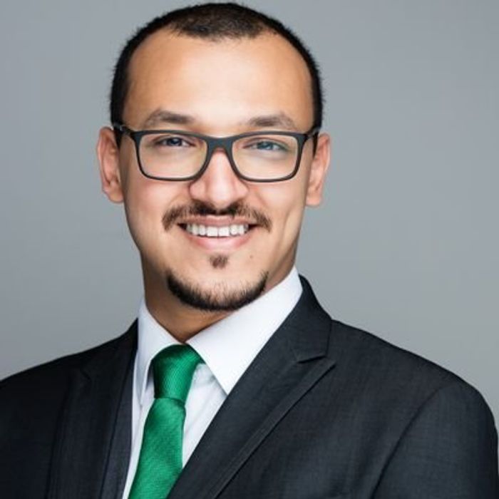 10 طعنات من أبوظبي في ظهر القاهرة 