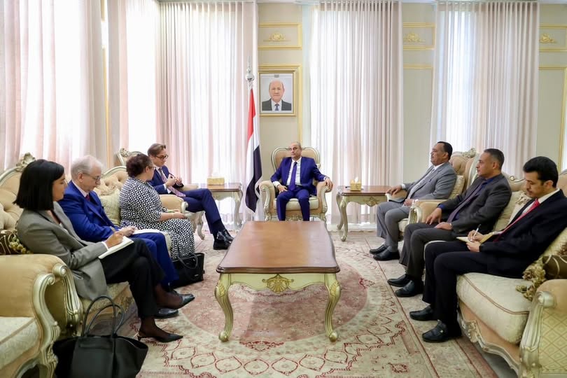 بن بريك: التطورات الأخيرة فرصة حقيقية للانتقال من إدارة الأزمات إلى تثبيت الاستقرار