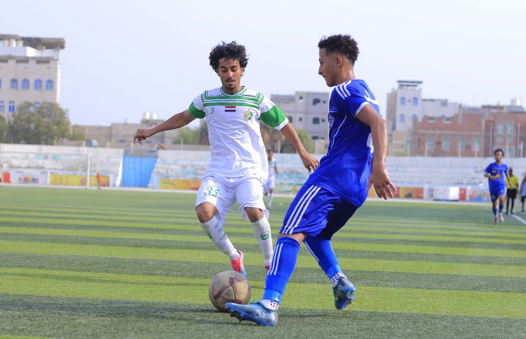 نادي اليرموك يضرب هلال الحديدة بثلاثية نظيفة
