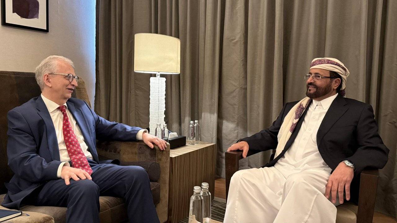 العرادة يدعو ألمانيا إلى توسيع نطاق الدعم الإنساني والتنموي في اليمن