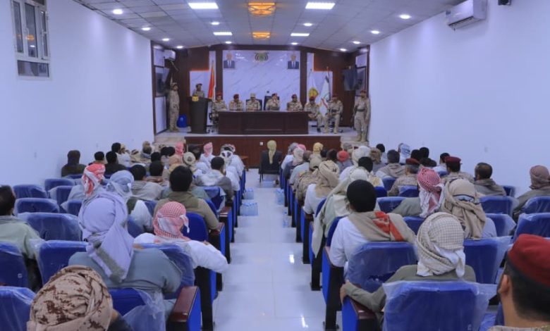 وزير الدفاع: صمود مأرب ومقاومتها أسهم في كسر المشروع الإيراني في اليمن والمنطقة