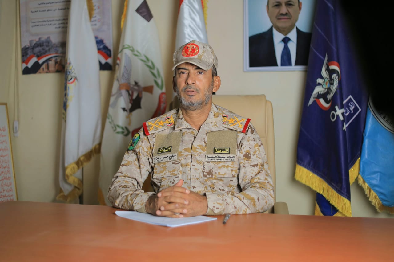 رئيس هيئة الأركان يشيد ببطولات القوات المسلحة والمقاومة في تعز