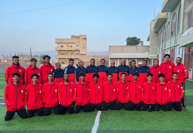 لحج.. قوات الانتقالي تحتجز بعثة نادي أهلي تعز وتمنعها من السفر إلى أبين