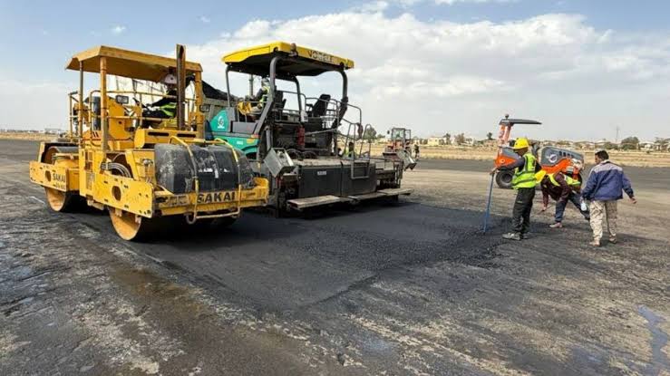 الحكومة اليمنية: نرحب بالمبادرة الأردنية لتشغيل رحلات بين مطاري صنعاء وعمان
