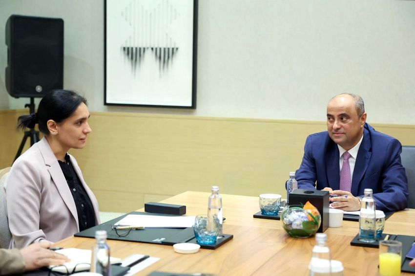 رئيس الوزراء: الحكومة لن تحيد عن مسؤولياتها في إنفاذ القرارات السيادية وترسيخ سلطة الدولة