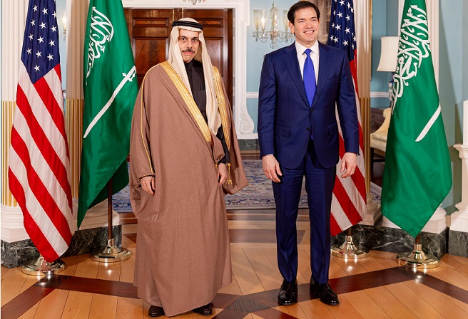 واشنطن.. وزيرا خارجية أمريكا والسعودية يبحثان التنسيق المشترك لدعم الأمن والاستقرار في اليمن