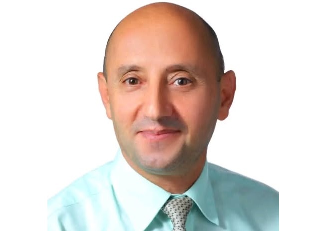 مليشيا الحوثي تختطف صحفيًا وتنهب مقتنياته بعد مداهمة منزله بصنعاء