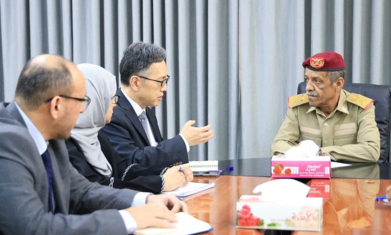 المنطقة العسكرية الثانية تؤكد جهودها في تأمين سواحل حضرموت ومكافحة الإرهاب