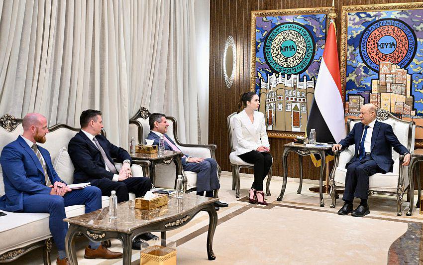 العليمي: الرهان على اعتدال إيران ومليشياتها يقود إلى مزيد من الفوضى والتصعيد
