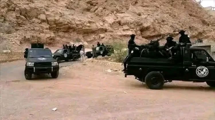 الانتقالي يدفع بوحدات جديدة إلى صحراء حضرموت متجاهلًا اتفاق الانسحاب