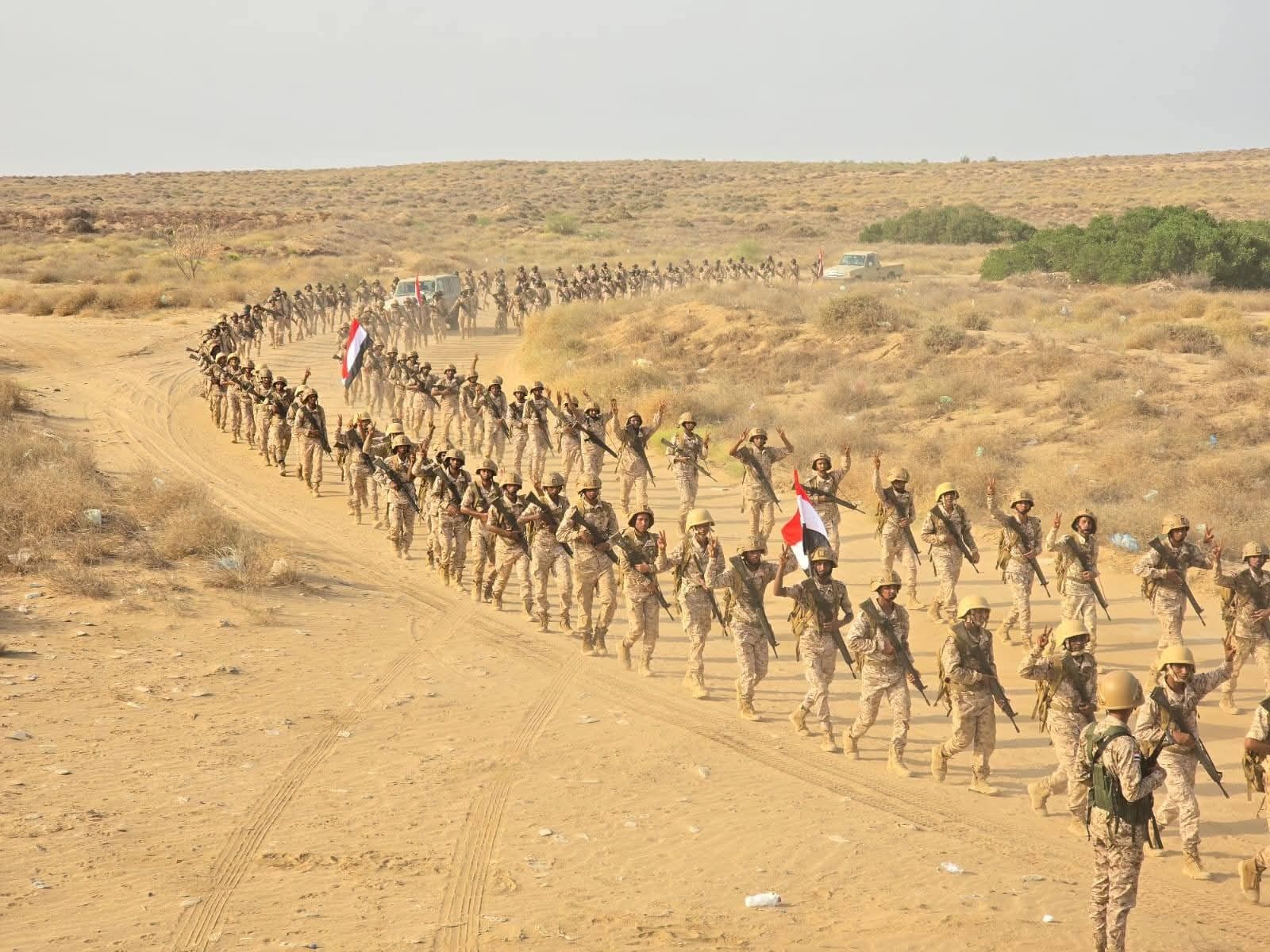 أعلنها مناطق عسكرية.. الجيش يحظر المرور بالطرق بين الجوف ومأرب وحضرموت 
