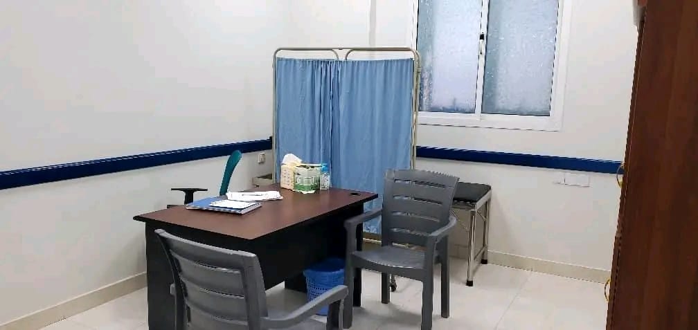 حضرموت.. إضراب جزئي للأطباء والعاملين في مستشفى سيئون 