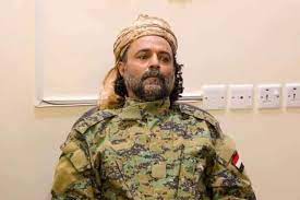 قيادي في الانتقالي المُنحلّ يهدد بكشف ملفات نافذين متورطين في نهب أراضٍ وممتلكات بعدن