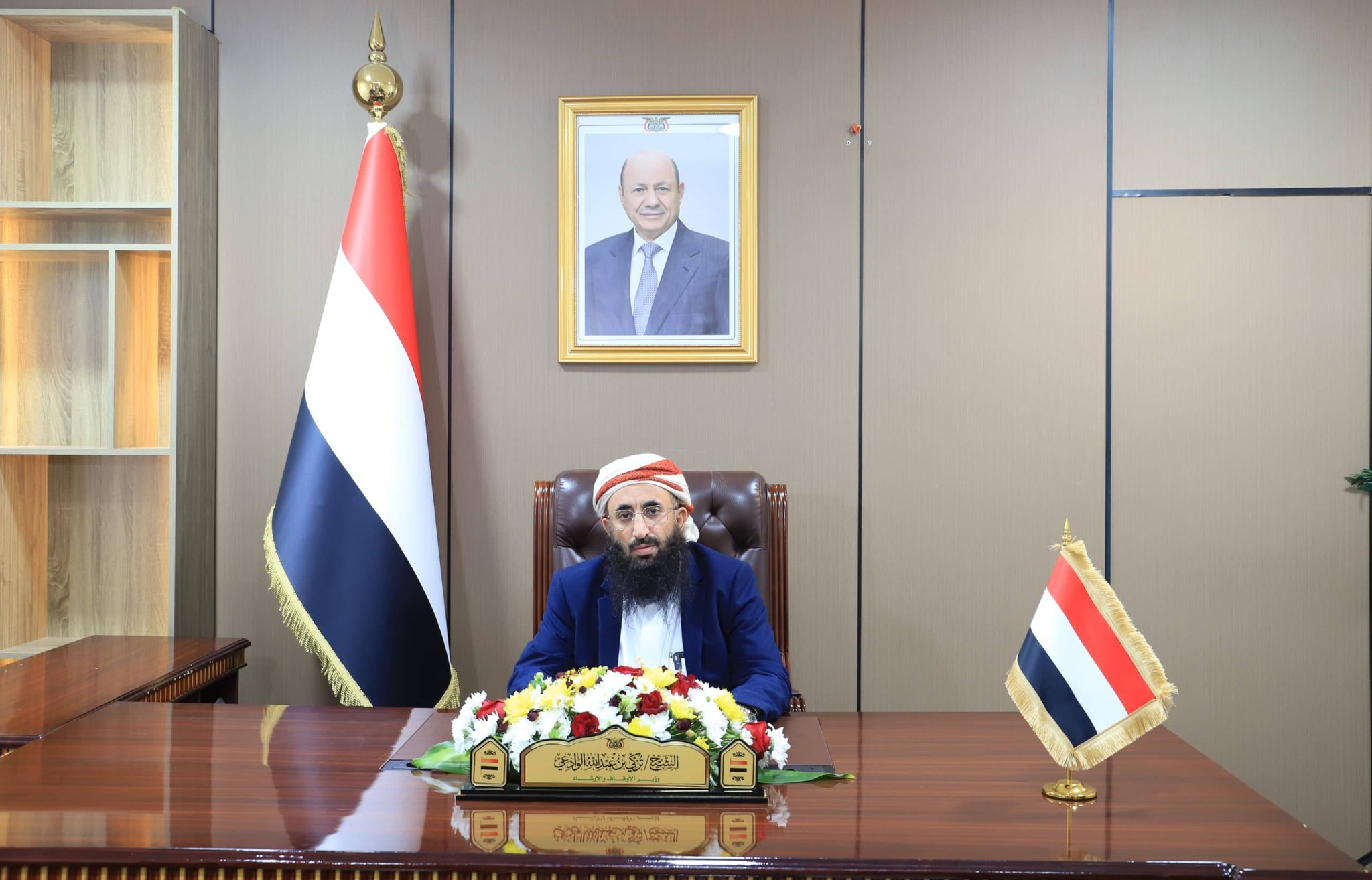 وزير الأوقاف يعلن نجاح موسم الحج لحجاج اليمن 