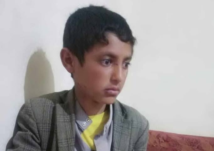 سبق وأن اعتدى عليه.. مشرف حوثي يختطف طفلاً في بني صريم بعمران