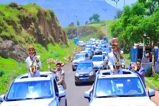 الحوثيون يشددون القيود على مواكب الزفاف وجلسات تصوير الأعراس في إب