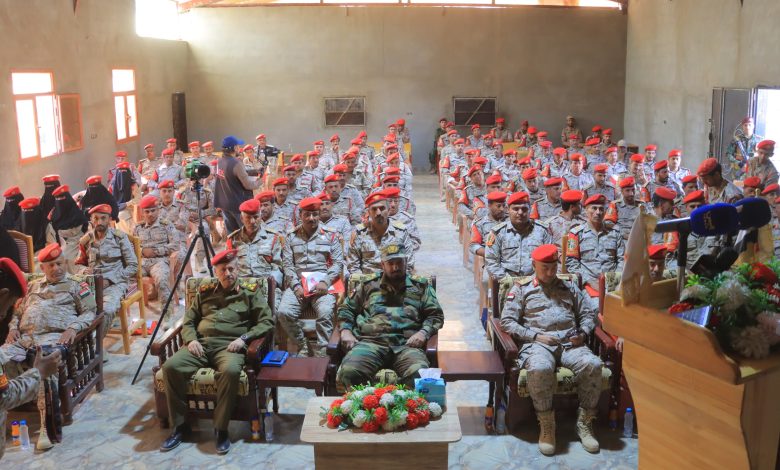 مأرب.. الشرطة العسكرية تدشّن الدورة الثالثة المتقدمة لضباطها 