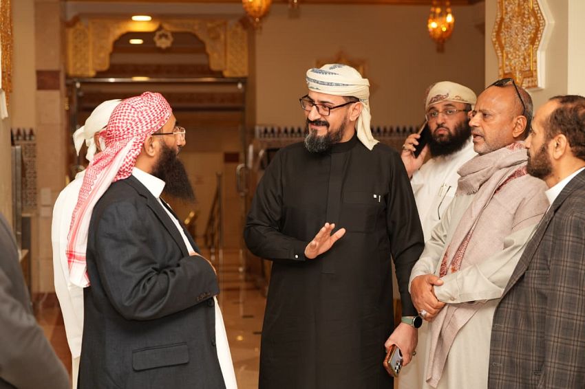 وزير الأوقاف يوجه بإيقاف التعاقد مع مجموعة من الفنادق في المدينة المنورة