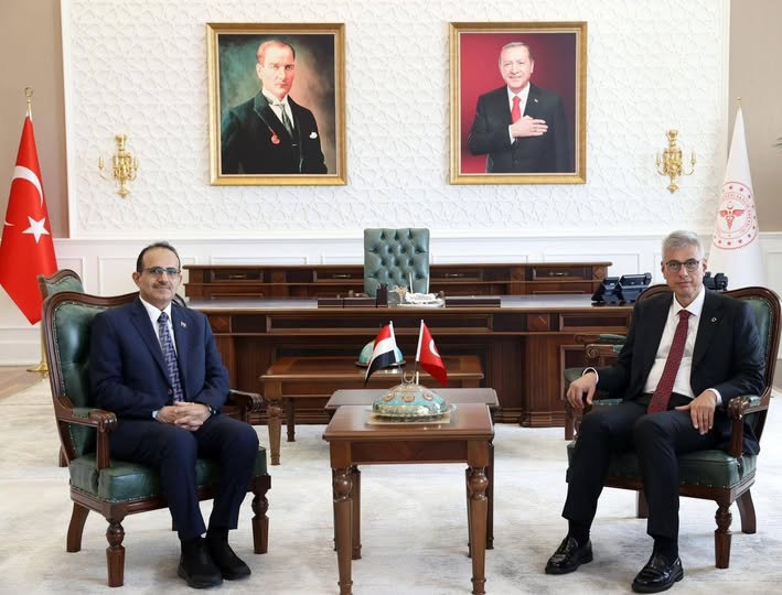 اليمن وتركيا يبحثان تفعيل بروتوكولات التعاون الصحي وتعزيز الشراكة الثنائية