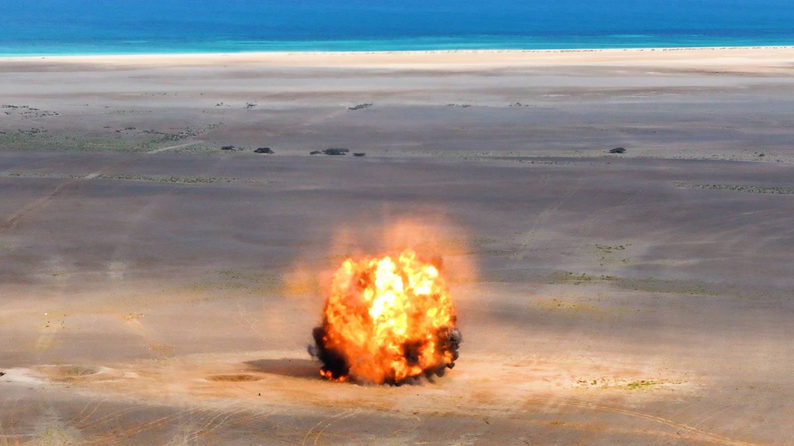 "مسام" يعلن إتلاف أكثر من 4 آلاف لغم وعبوة في باب المندب غربي تعز