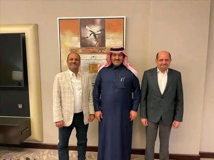 بحضور السفير السعودي.. رئيس الوزراء يلتقي شلال شايع لبحث جهود مكافحة الإرهاب