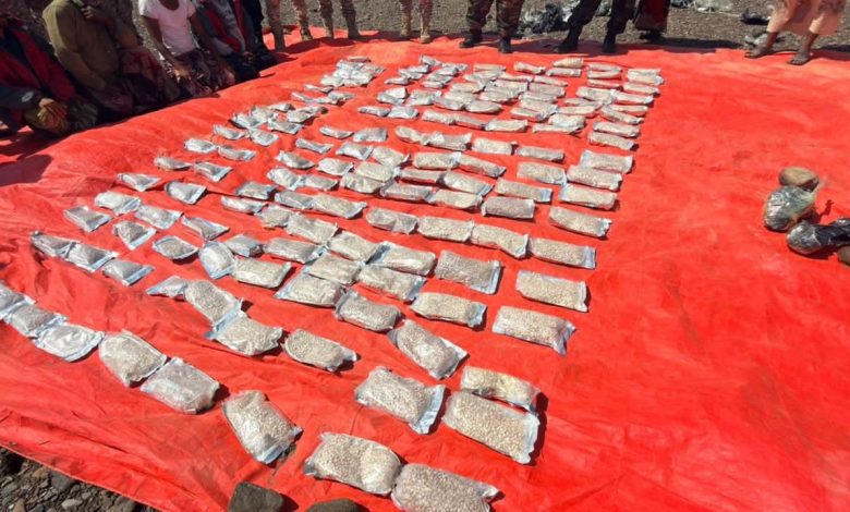 الداخلية تعلن ضبط 1260 مُتهمًا بقضايا مخدرات في المحافظات المحررة خلال 2025 