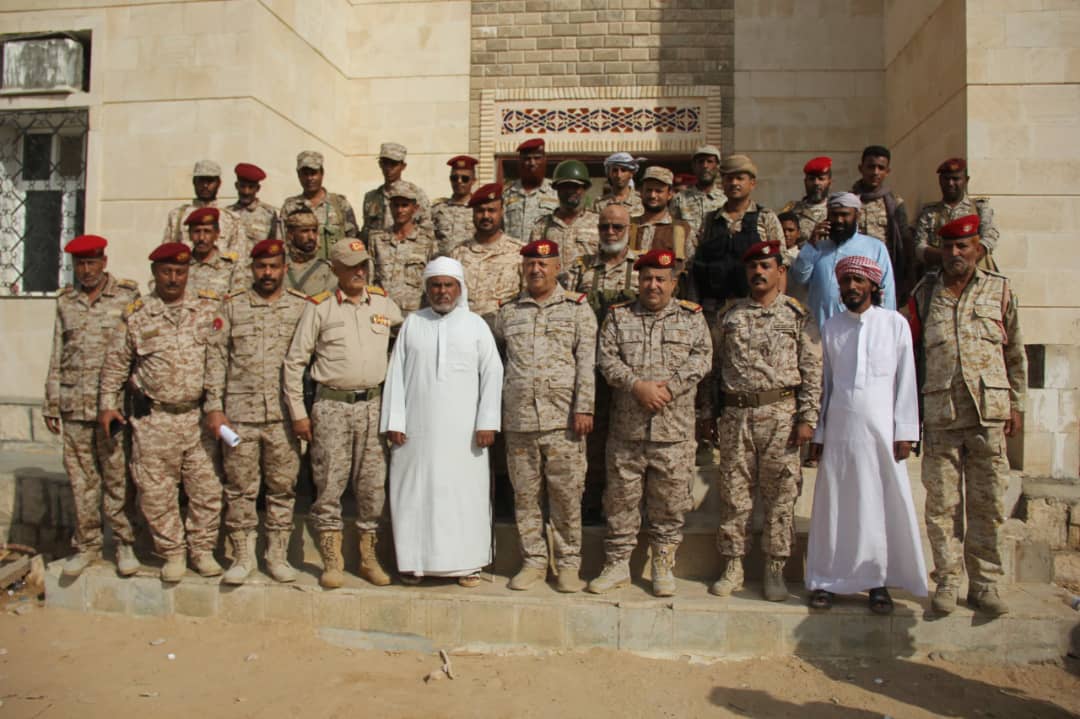 حضرموت.. قيادات محلية ومشايخ رماه وثمود يؤكدون دعمهم لتحركات الجيش لتعزيز الأمن والاستقرار
