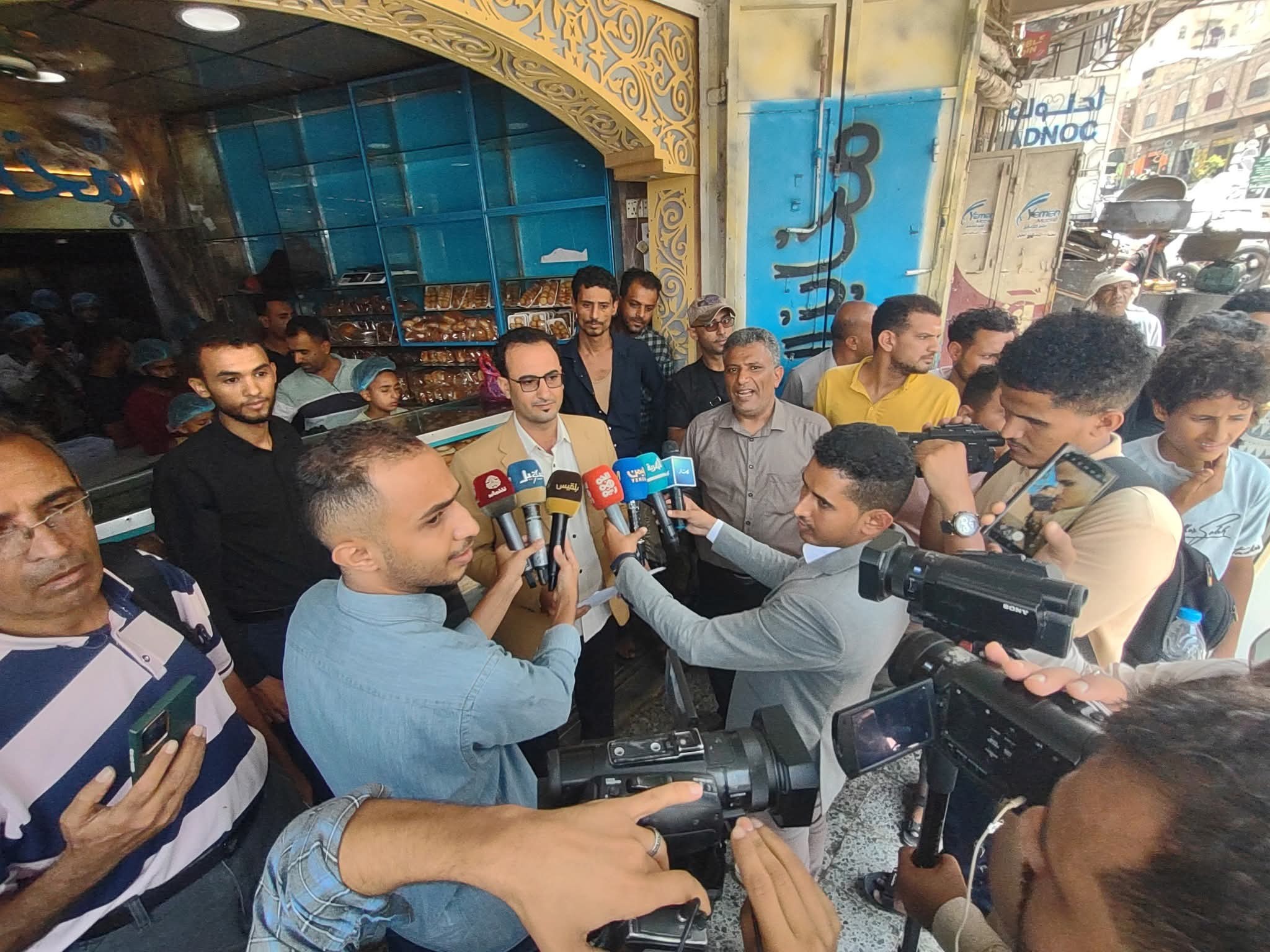 تعز.. جمعية الأفران ترفض قرار السلطة المحلية في ضبط أسعار الخبز والروتي