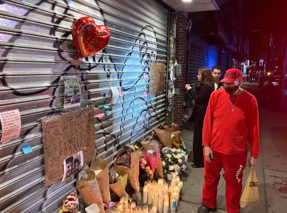 وجهت له تهمة القتل العمد.. الشرطة الأمريكية تعتقل مطلق النار على عامل بقالة يمني