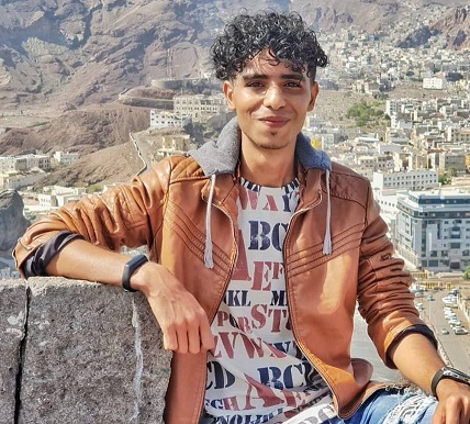 عدن.. جنود يختطفون شابًا بعد مداهمة منزله في كريتر