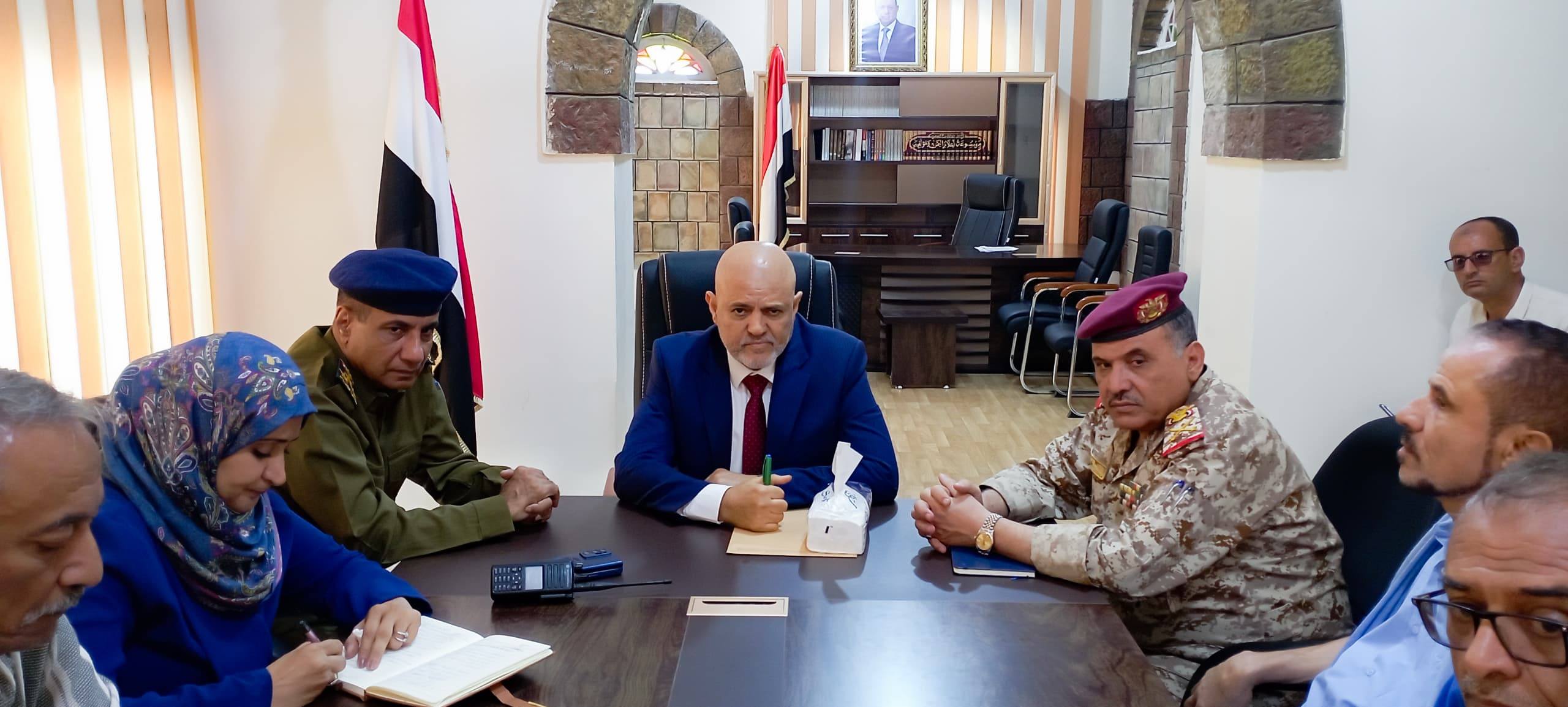 محافظ تعز يعلن القبض على جميع المطلوبين في قضية مقتل المشهري وإحالة الملف للنيابة الجزائية