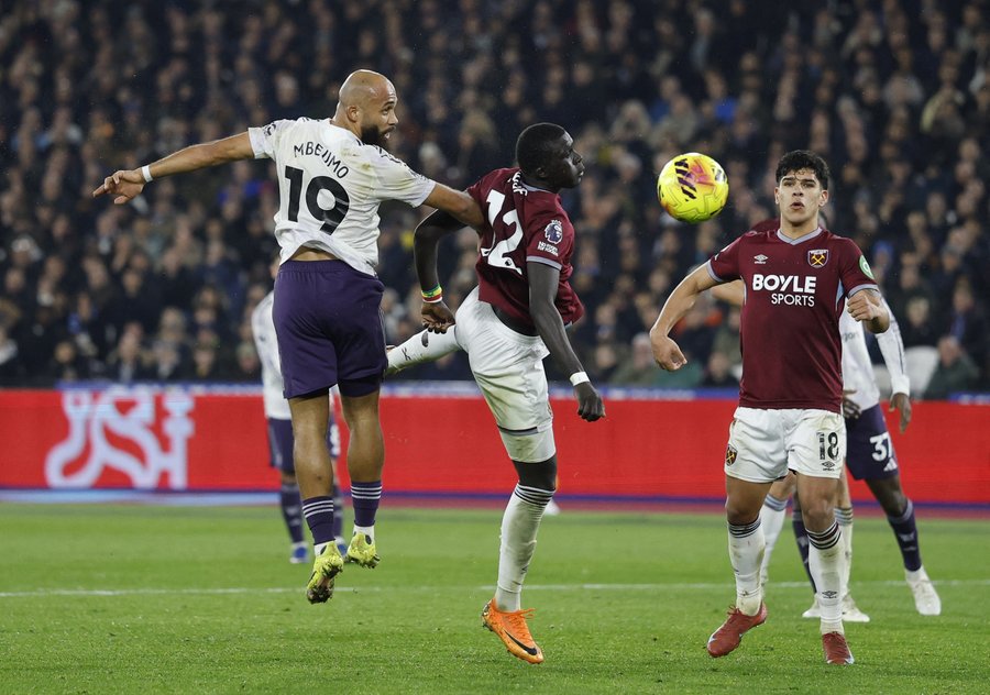 مانشستر يونايتد ينتزع تعادلاً من وست هام يونايتد