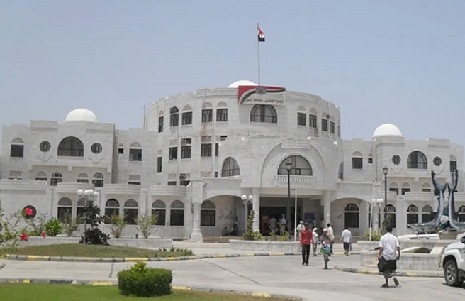 أمنية أبين ترحب بقوات درع الوطن وتؤكد التزامها بالتنسيق بين الوحدات لحفظ الأمن والاستقرار