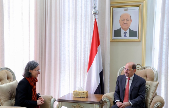 فرنسا ترحب بإشراك الشباب والنساء في الحكومة اليمنية الجديدة