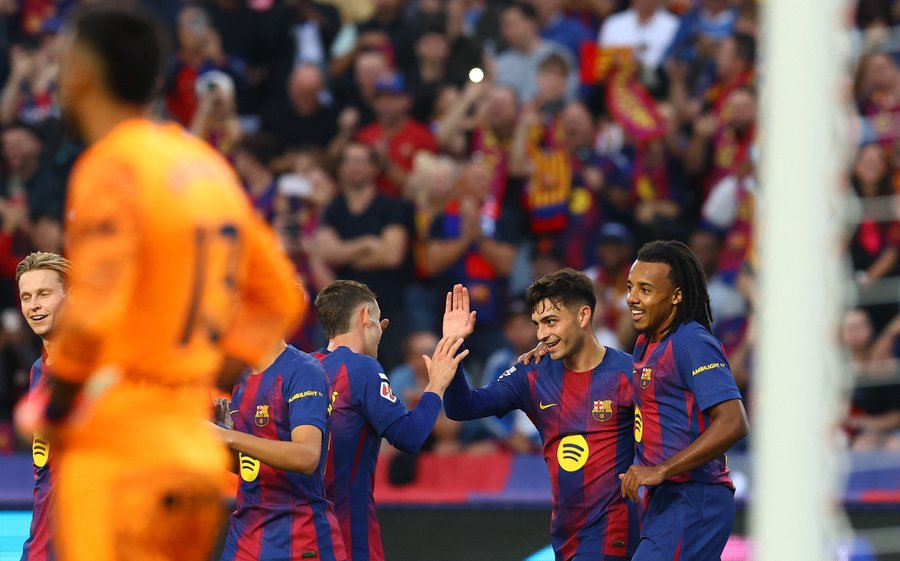 برشلونة يفوز بصعوبة في اللحظات الأخيرة أمام جيرونا