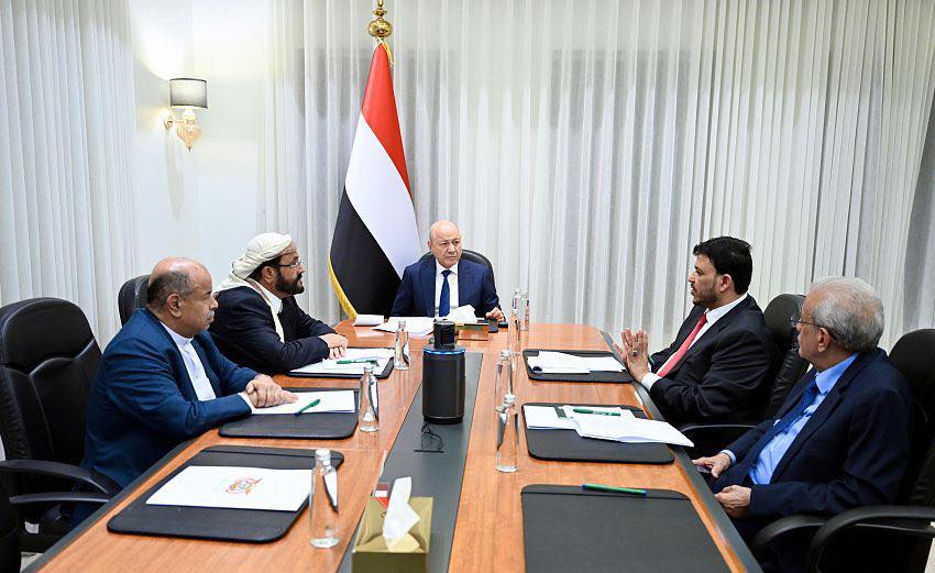 مجلس القيادة يؤكد رفض اليمن استخدام أراضيها لهجمات إرهابية بالوكالة عن النظام الإيراني
