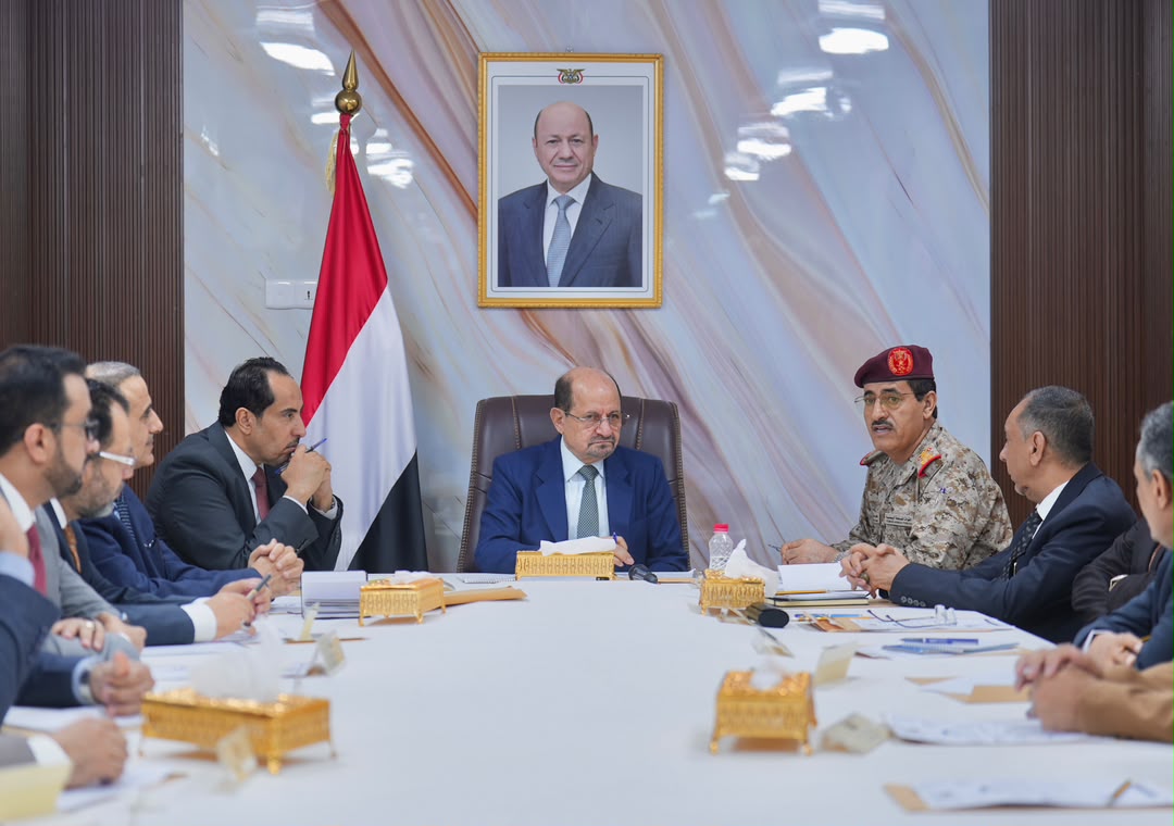 مجلس الوزراء يقر توجيهات لتعزيز الجاهزية ومواجهة تداعيات التصعيد الحوثي