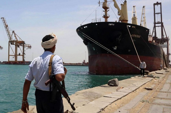 مصادر عسكرية: مليشيا الحوثي تعزز مواقعها على طول سواحل الحديدة غربي اليمن