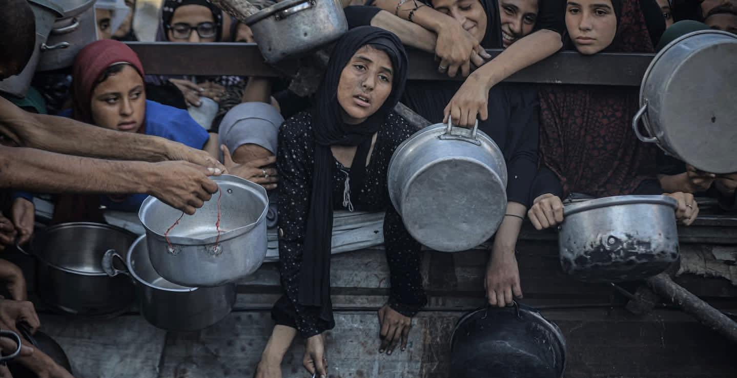 غزة.. 29 شهيدا في مجزرة جديدة بحق المجوعين شمال رفح