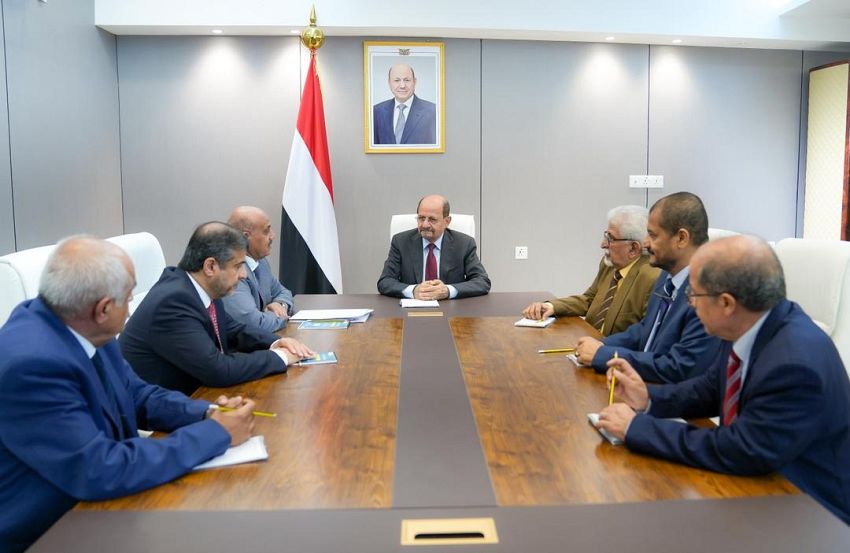 رئيس الوزراء يؤكد دعم استقلالية البنك المركزي وتعزيز دوره في الاستقرار المالي