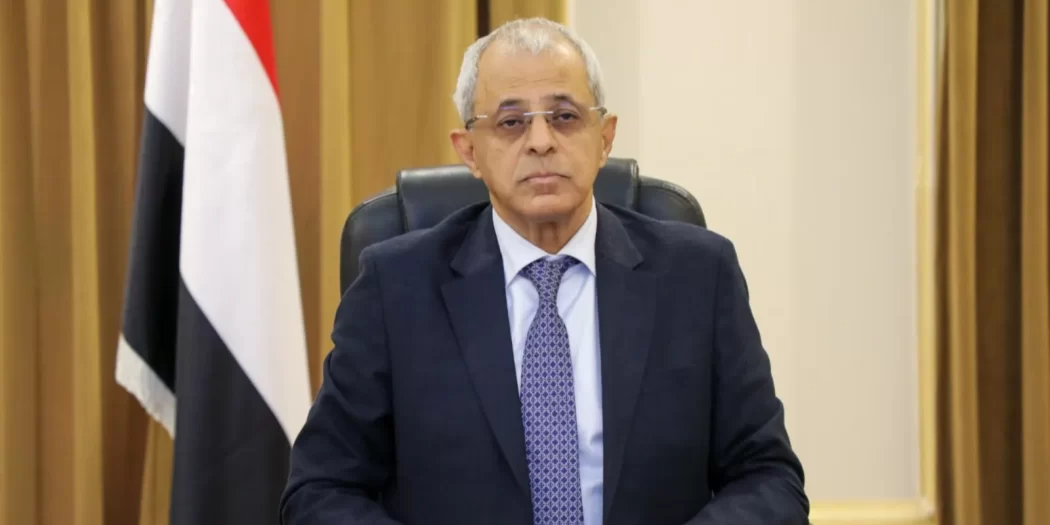 مسؤول حكومي: الهشاشة الأمنية في عدن لا تسمح بعودة الحكومة وصنعاء خارج أولوياتنا حالياً