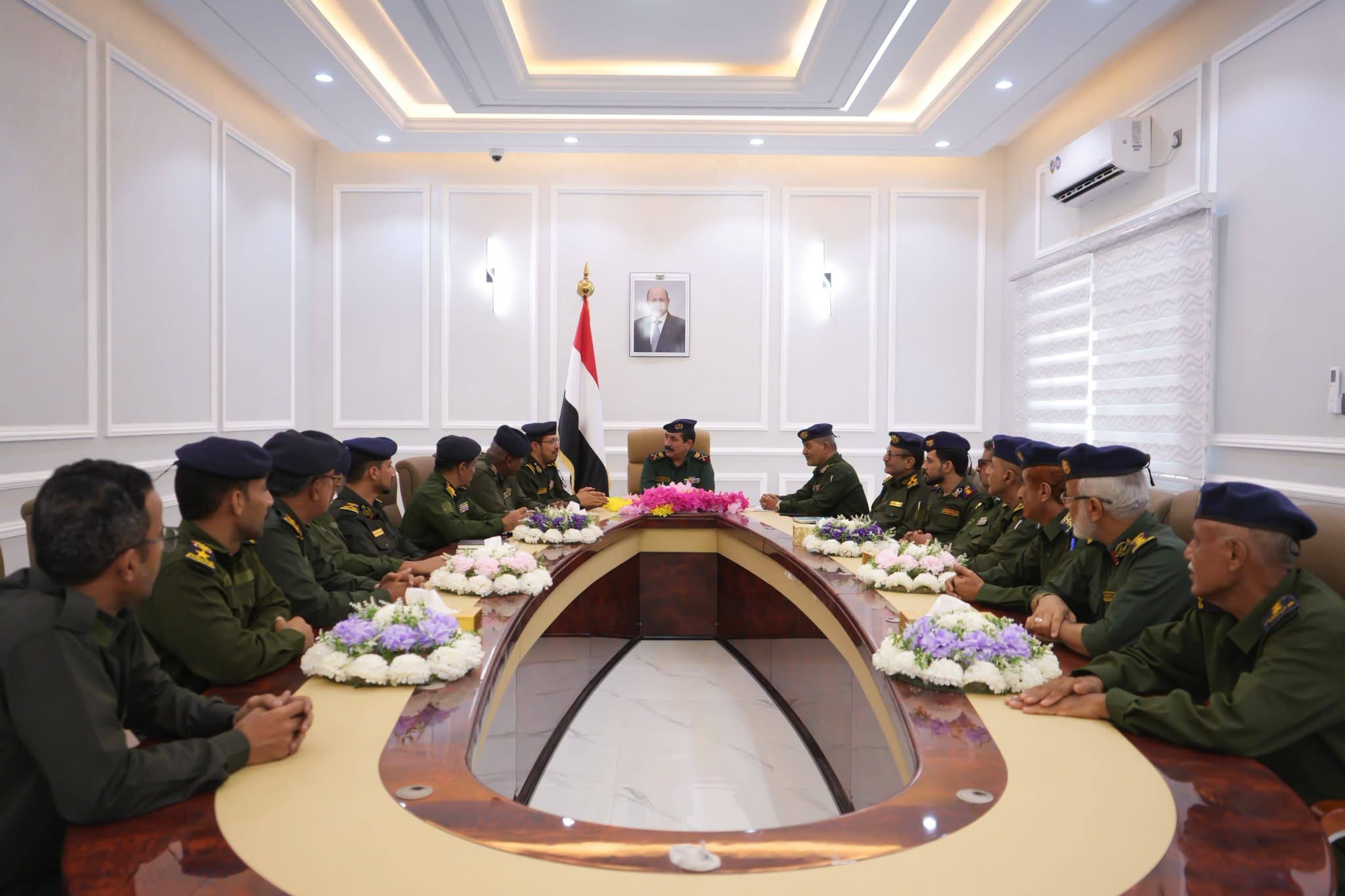 وزير الداخلية يوجه مصلحة الأحوال المدنية بتسهيل الإجراءات ووضع حد للسمسرة