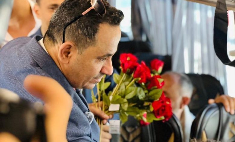 عدن.. تدشين أولى رحلات تفويج الحجاج اليمنيين برًا عبر منفذ الوديعة 