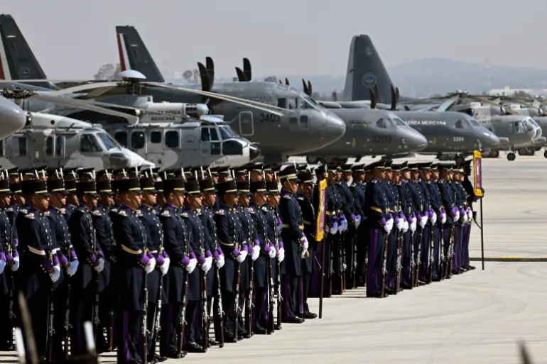 البنتاغون يدرس نشر قوات برية في إيران وسط تعزيزات إضافية للقوات في الشرق الأوسط